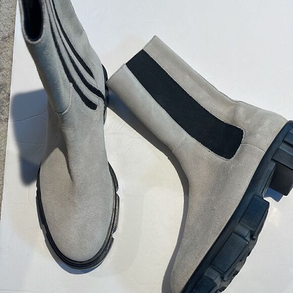 NEW FREE PEOPLE LUG CHELSEA BOOT IN GREY 9.5 - Picture 6 of 6